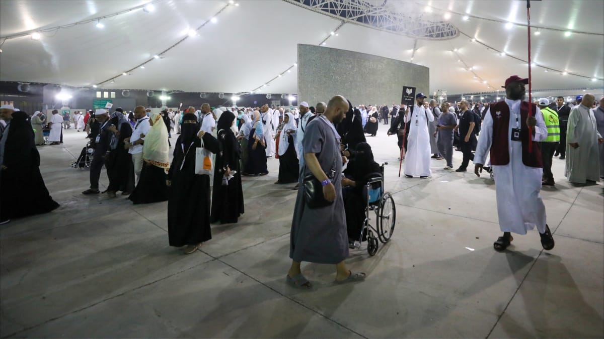 "الحج بلا تصريح".. هكذا ضللت شركات مصرية الحجاج