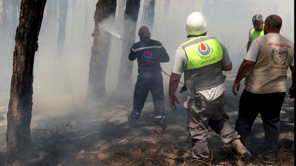 حرائق إسرائيلية وخسائر بالمليارات.. من يعوّض جنوب لبنان؟