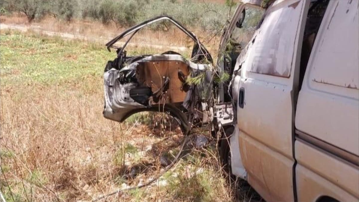 قتيل وجريح بغارة إسرائيلية استهدفت سيارة جنوبي لبنان