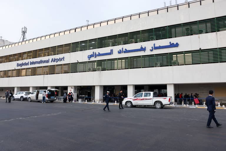 شبهة فساد توقف تطوير مطار بغداد