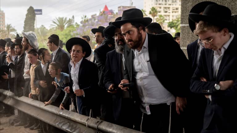 نتنياهو يلاحق الحريديم بمشروع قانون لـ"التجنيد"