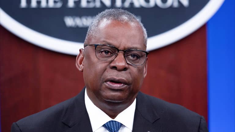 واشنطن تتوقع ردا حوثيا.. وأوستن يراقب من المستشفى