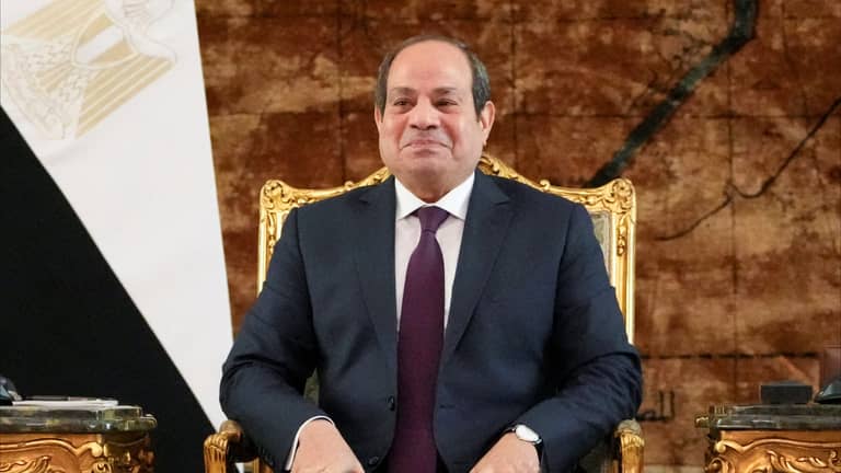 مصر ترفع الحد الأدنى للأجور بنسبة 50٪