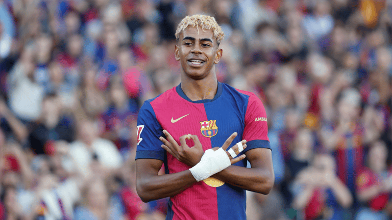لامين يامال يطلب "صلاحيات ميسي" في برشلونة