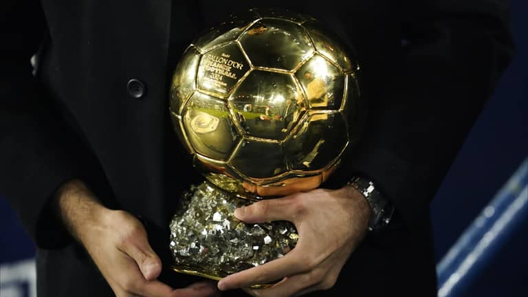 ريال مدريد يرفع الحظر عن الكرة الذهبية