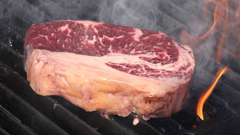 "وداعا للـ Steak؟".. ما علاقة اللحوم الحمراء بأمراض العقل؟