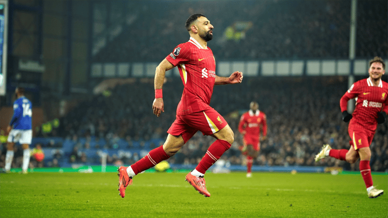 محمد صلاح "يشكك" في نزاهة الكرة الذهبية