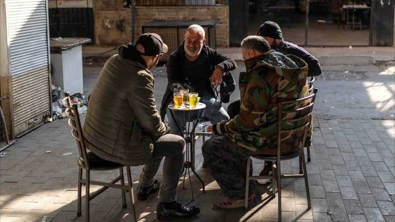 اقتحامات "اللجان الشعبية" في دمشق.. عودة جدل "التشبيح"