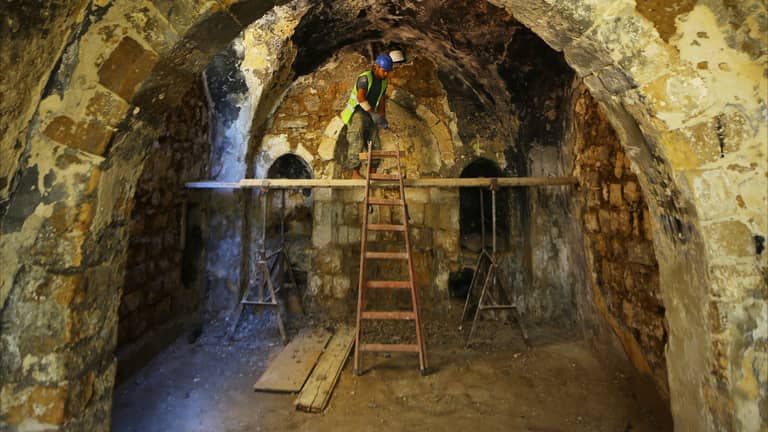 اليونسكو تضم "قديس غزة" إلى قائمة الخطر