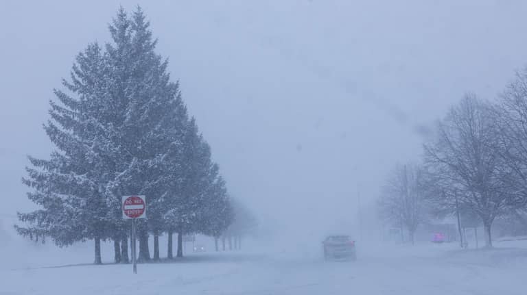 180 مليون أميركي يستعدون لـ"عاصفة جليدية كبرى"