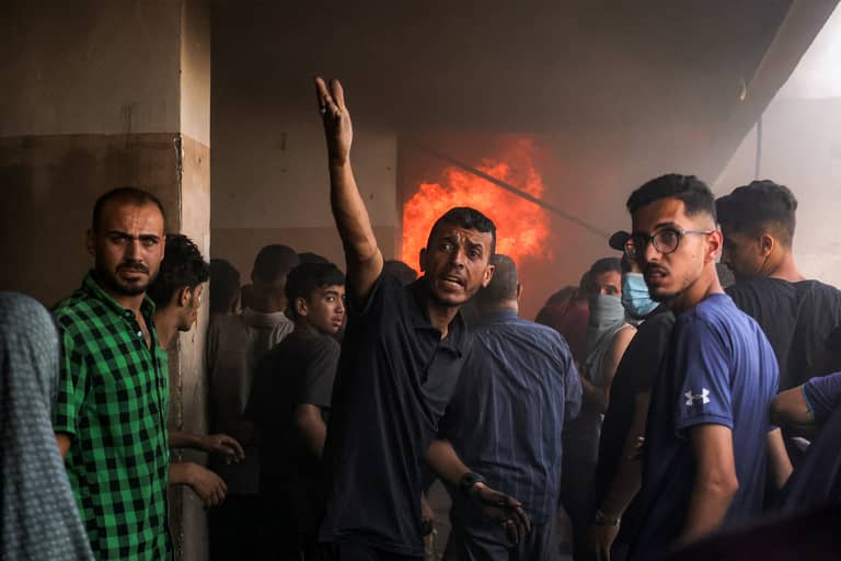 إسرائيل تلوّح بـ"الخيار الأخطر" في غزة.. بانتظار رد حماس