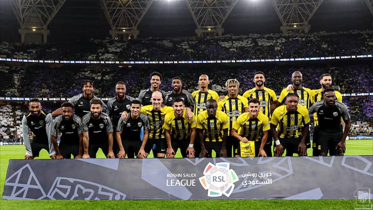 دوري روشن.. الاتحاد بطل فوق العادة وانهيار الهلال والنصر