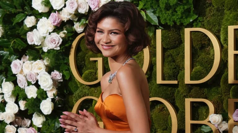 "الجرأة أو لا شيء".. الأوسكار يتألق بأحجار نادرة