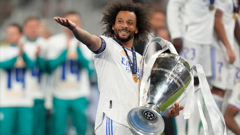مارسيلو يحظى بتكريم "ملكي" في مدريد