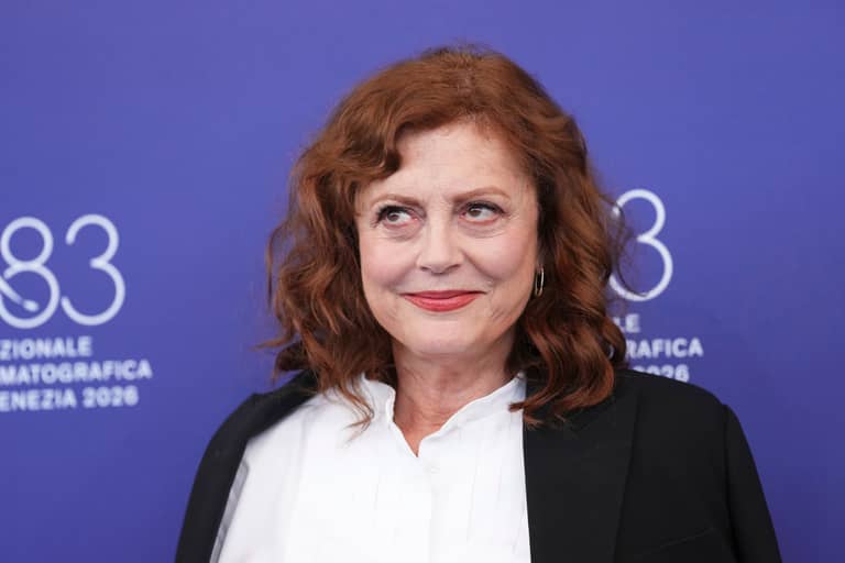 سوزان ساراندون خلال فعالية في مهرجان البندقية السينمائي. أ.ب