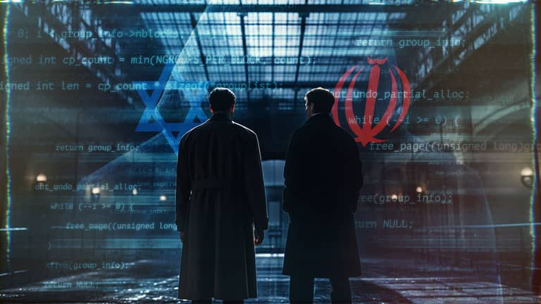 مباراة تجسس ثنائية على الأراضي التركية