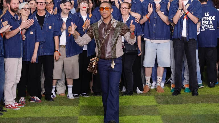 فاريل ويليامز يخصص "أسبوع باريس" لـ"التنوع الثقافي"