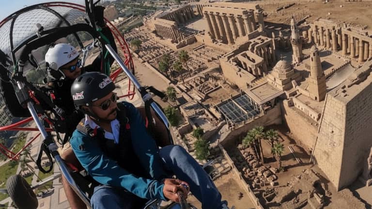 معابد الأقصر من السماء بعيون 100 مغامر عالمي
