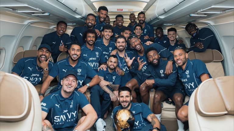 موعد مباراة الأخدود والهلال في الدوري السعودي 2025