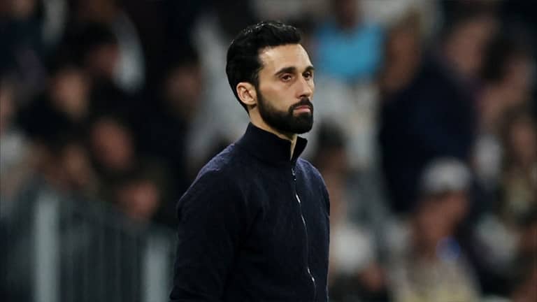 المدافع العملاق "منقذ" ريال مدريد