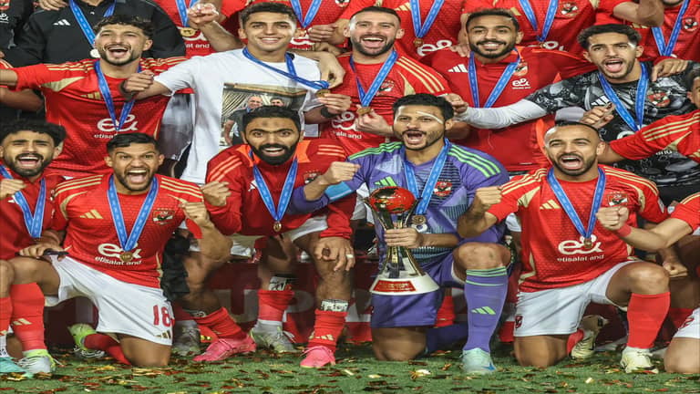 موعد مباراة الأهلي وسيراميكا كليوباترا في الدوري المصري 2025