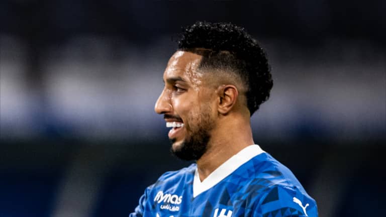 سالم الدوسري يُبدع في "ألفية" الهلال التاريخية
