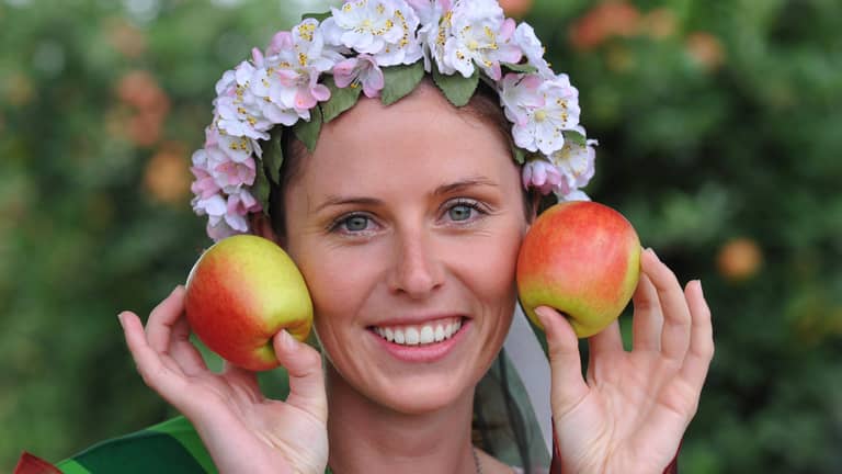 فواكه أكثر تساوي طنين أذن أقل