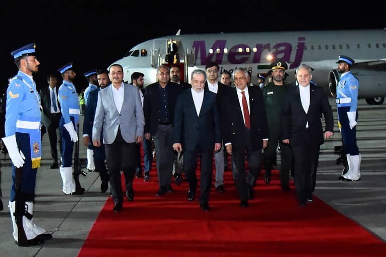 مقايضة هرمز بالنووي.. ماذا تضمن العرض الإيراني؟