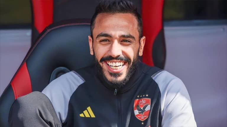 "الاعتذار" ينهي أزمة كهربا في الأهلي المصري