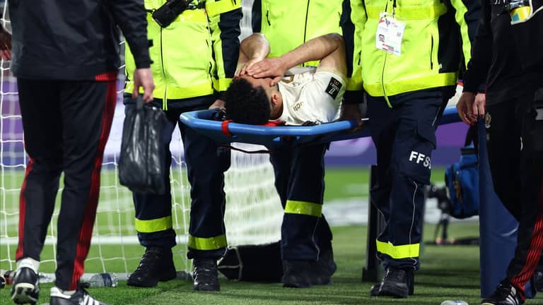 الرباط الصليبي يضرب محمد عبد المنعم