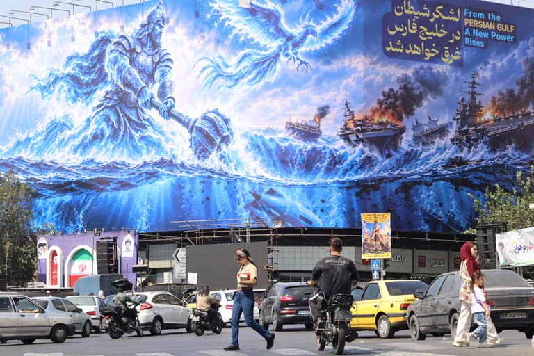 إيران لترامب: تغيّرت معادلات النفط والمضيق