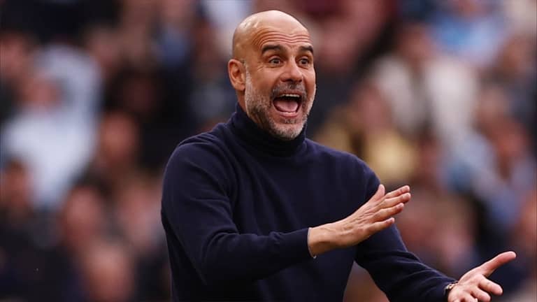 غوارديولا يحذر السيتي من "الاسترخاء"