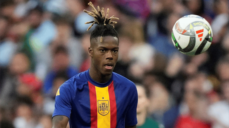 المدة والراتب.. تفاصيل تعاقد برشلونة مع نيكو ويليامز