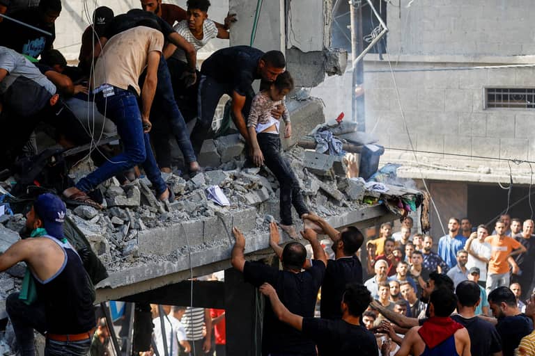 في عيد ميلادهما.. القصف الإسرائيلي يقتل الطفلين "آدم وشام"