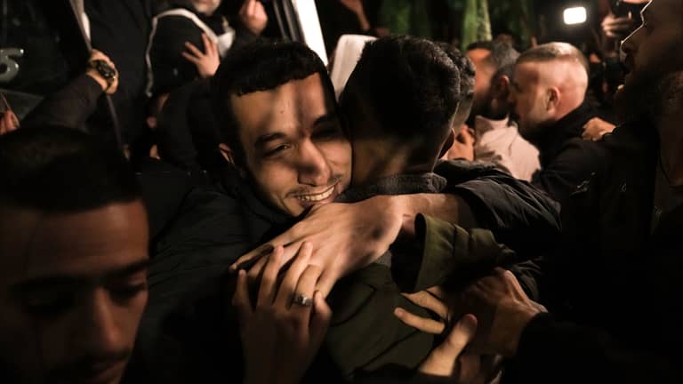 السجون الإسرائيلية تجهّز لاتفاق غزة بـ"كاميرات الأسرى"