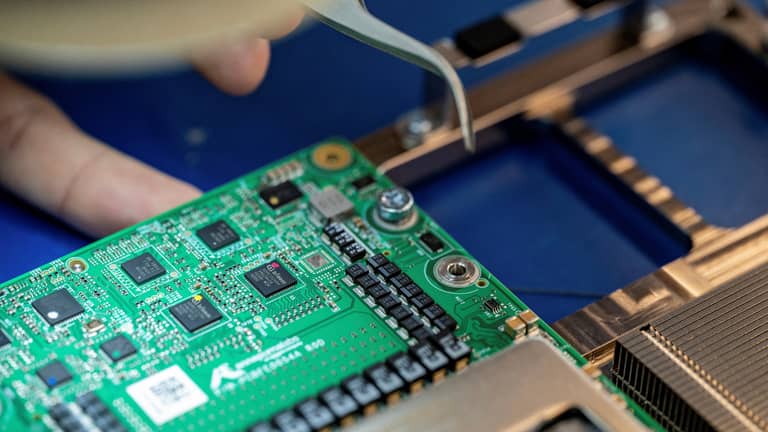 اختبار أول شبكة اتصالات للـAI والـ5G في العالم