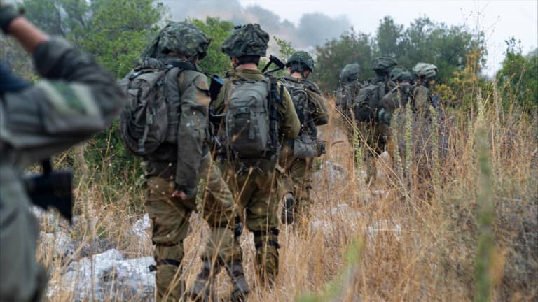 حرب طويلة.. لبنان في "منطقة ميتة" قبل "الاختبار"