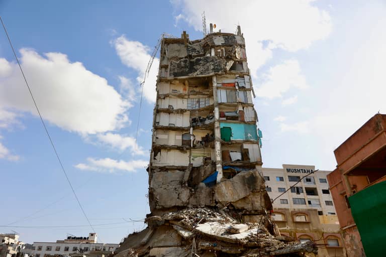 رفح على طاولة إسرائيل.. فتح مشروط وقيود على العائدين