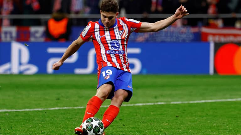 سخرية واتهام.. "ركلة الأبطال" تشعل مدريد