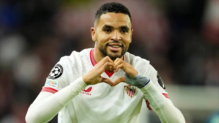 25 مليون يورو تنقل النصيري إلى تركيا