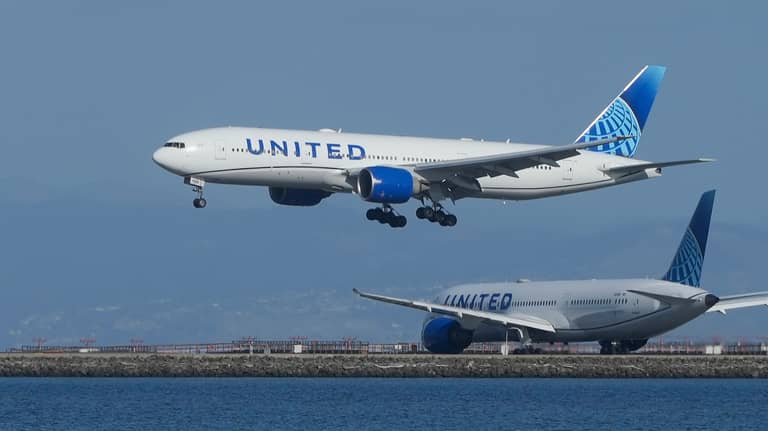 فاتورة بـ11 مليار دولار.. كيف يهدد "الوقود" عملاق الطيران الأميركي