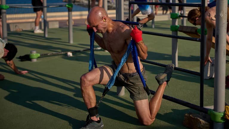 تمرّن بذكاء.. 3 حصص في الجيم ترسم جسمك المثالي دون إرهاق