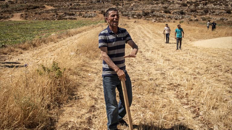 بلدة سنجل الفلسطينية.. "سجن كبير" في الضفة الغربية