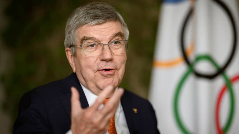 "باخ" يرسم معالم الأولمبياد بـ"دعوة خاصة لفلسطين"