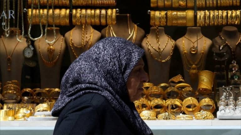 الذهب يحطم الأرقام القياسية السابقة