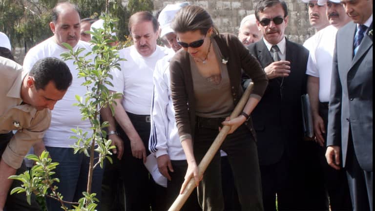 الرئاسة السورية تعلن تشخيص أسماء الأسد بـ"سرطان الدم"