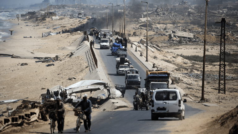 الجيش الإسرائيلي: غزة "منطقة قتال".. والاقتحام على الأبواب