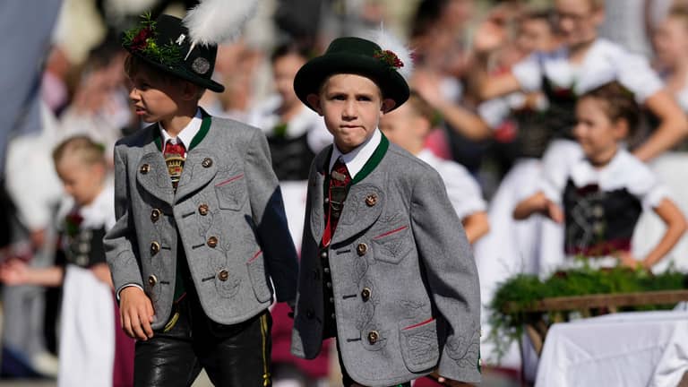 فاينانشيال تايمز: ألمانيا تدخل "القائمة الحمراء" للمواليد