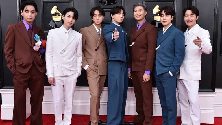 عودة ملوك "الكيبوب".. BTS تكتسح بـ4 ملايين نسخة في يوم واحد