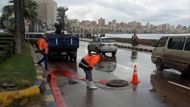 برودة الطقس تعطل الدراسة في الإسكندرية